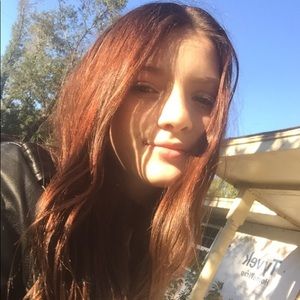 Meet your Posher, Kenadie